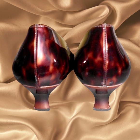 Stuart Weitzman Patent Tortoise Shell Peep Toes - Picture 5 of 6